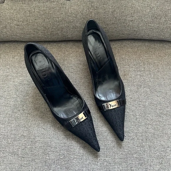 Vintage Dior monogram heel - Picture 2 of 7